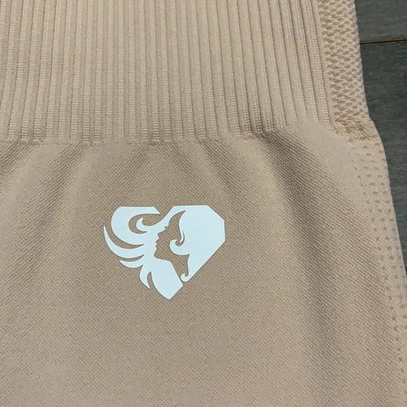 Women’s Best Power Seamless Leggings - Small - Picture 8 of 9